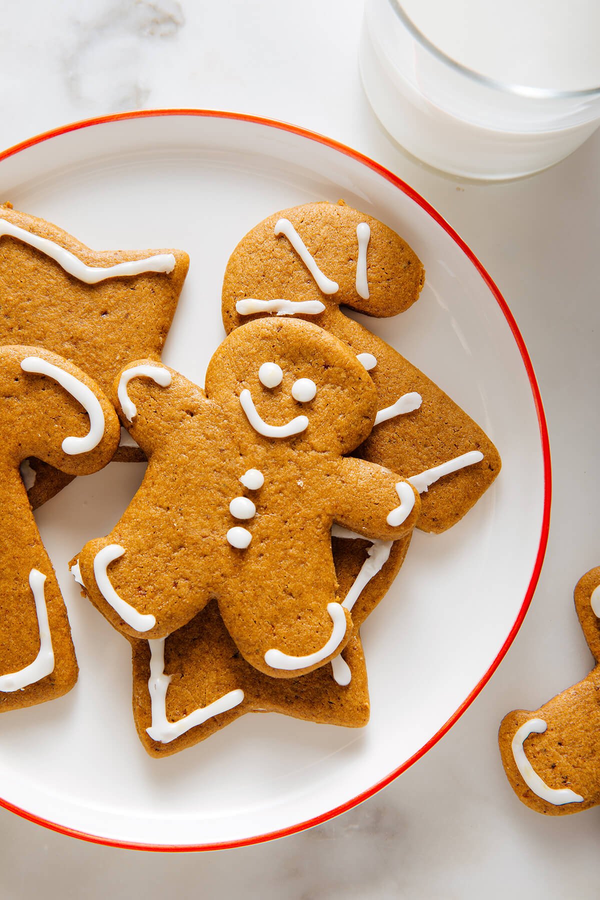 healthy gingerbread cookies
