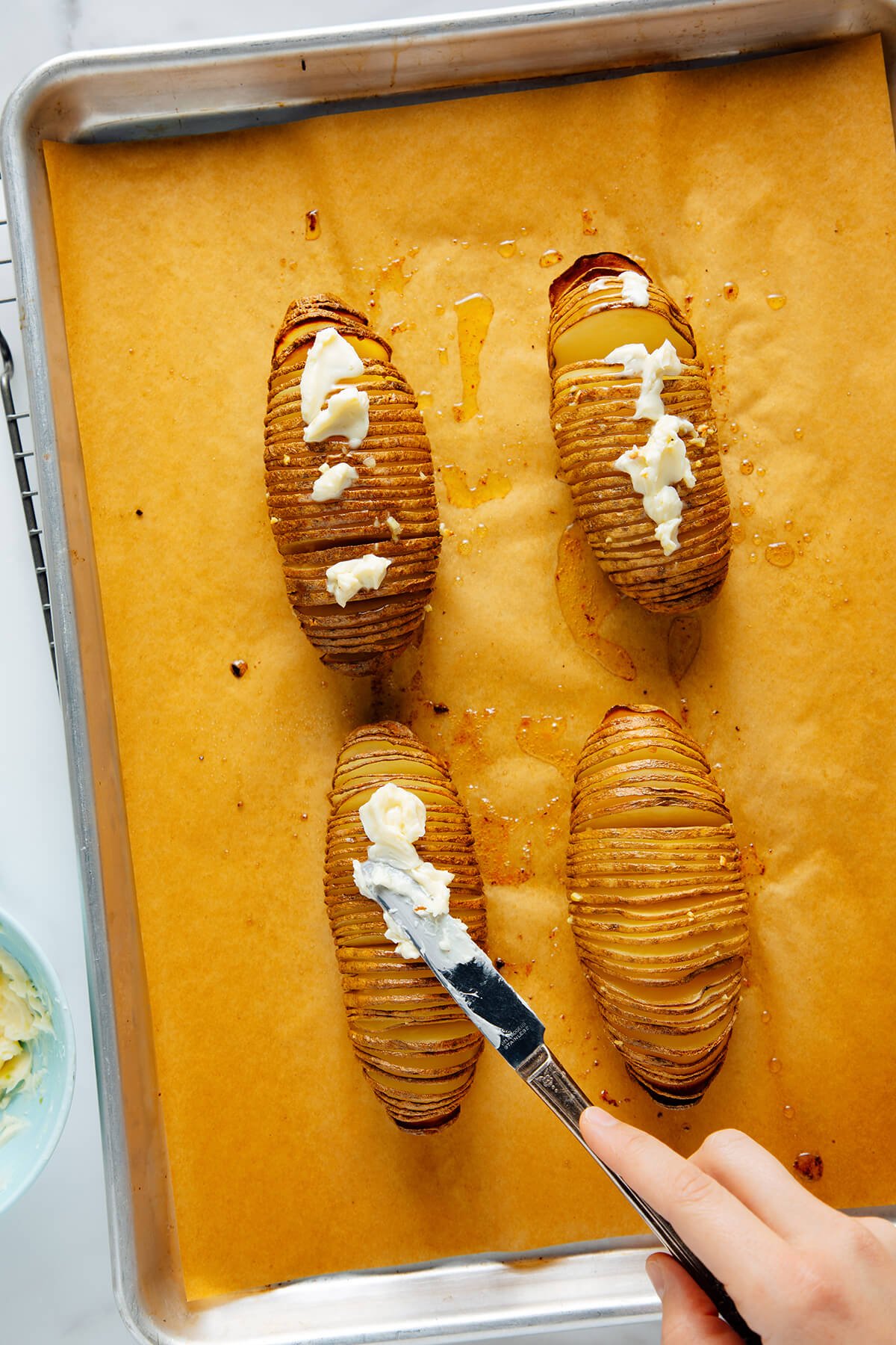 how to make Hasselback potatoes